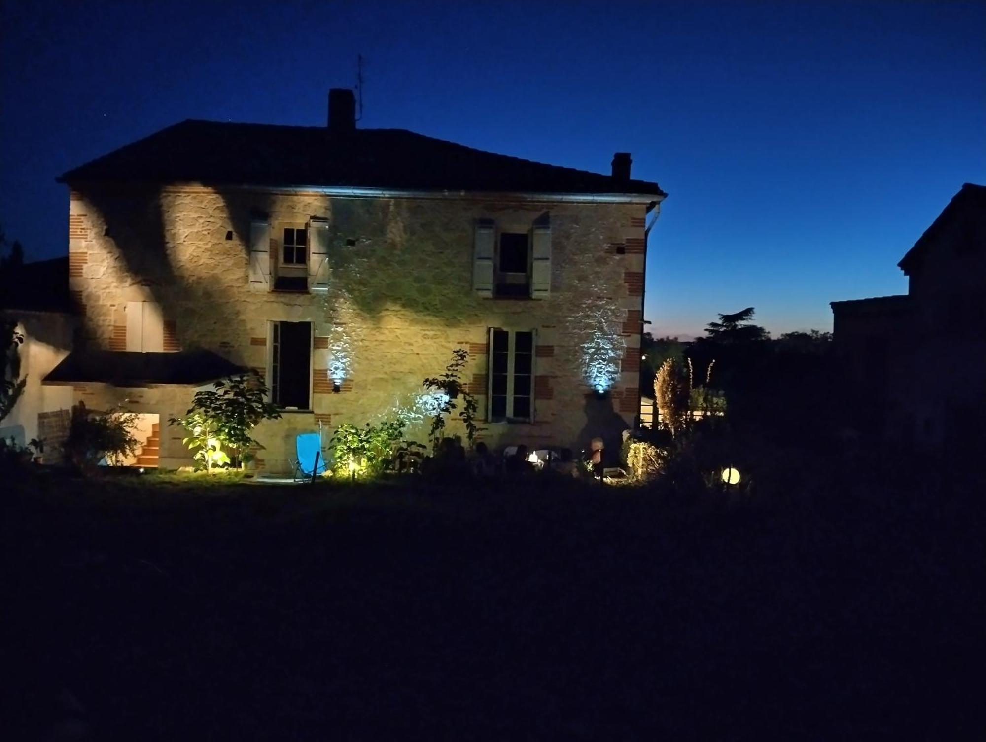 La Dilettante Apartment Malause Bagian luar foto