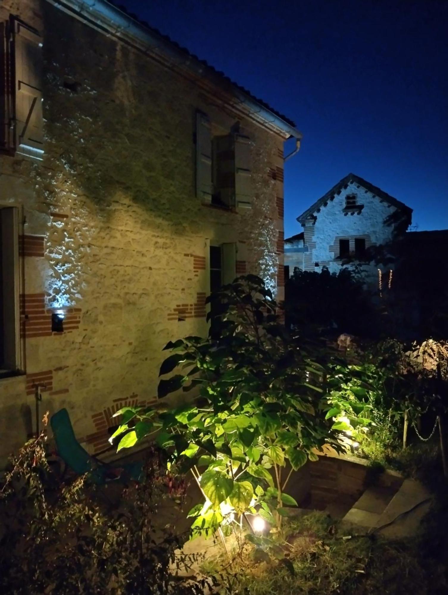 La Dilettante Apartment Malause Bagian luar foto